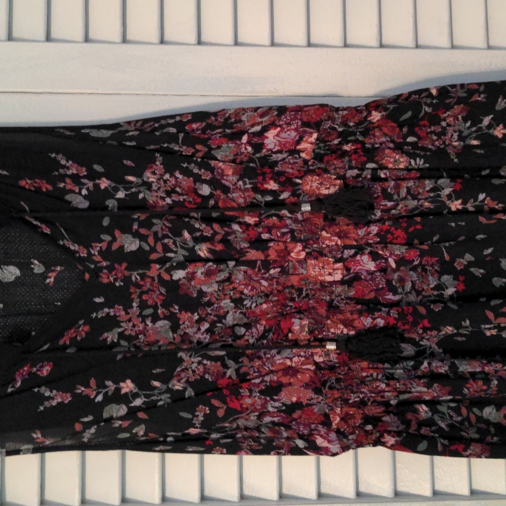 NWOT Floral Dress - Picture 2 of 4